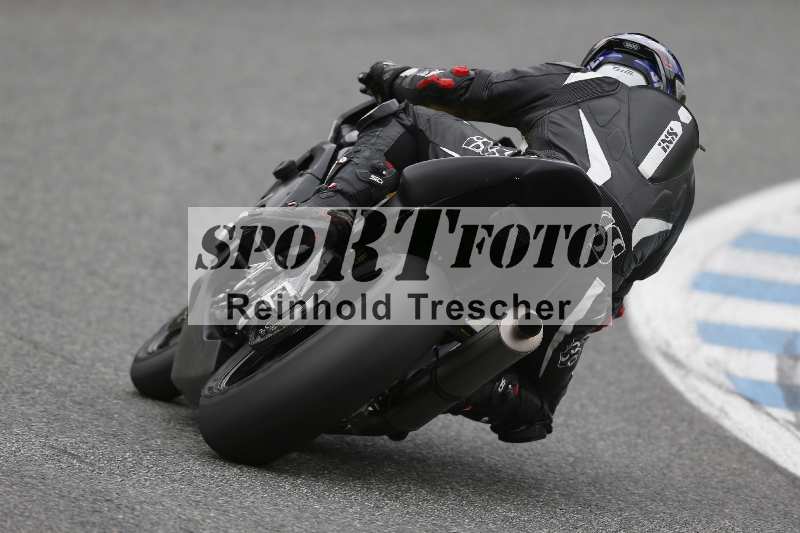 Archiv-2025/02 28.-31.01.2025 Moto Center Thun Jerez/rot-red/backside